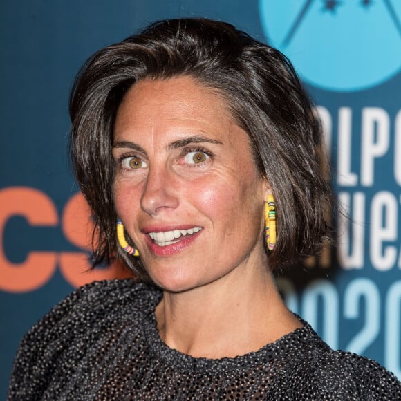 Alessandra Sublet en photocall lors du 23e festival international du film de comédie de l'Alpe d'Huez, le 18 janvier 2020. © Cyril Moreau/Bestimage