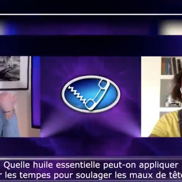 Alessandra Sublet et Camille Combal dans l'émission "Qui veut gagner des millions" sur TF1. Le 28 avril 2020.