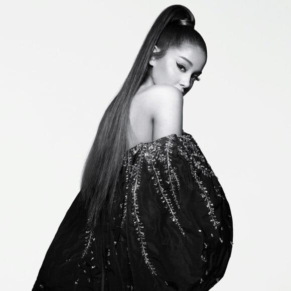 Ariana Grande pose pour la nouvelle campagne Givenchy. Le 15 juillet 2019.