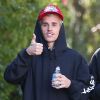 Justin Bieber et sa femme Hailey Bieber Baldwin sont allés faire une randonnée avec des amis à Los Angeles, le 12 janvier 2020.