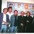  Daniel Cauchy et son fils Didier en mars 1995 à l'Espace Cardin à Paris avec Charles Aznavour et ses enfants. 