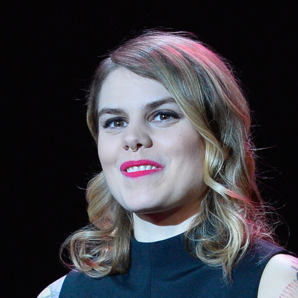 La chanteuse Coeur de Pirate (Béatrice Martin) - 30e édition du Téléthon 2016 (AFMTéléthon) à l'hippodrome de Longchamp à Paris, France, le 3 décembre 2016. © Coadic Guirec/Bestimage