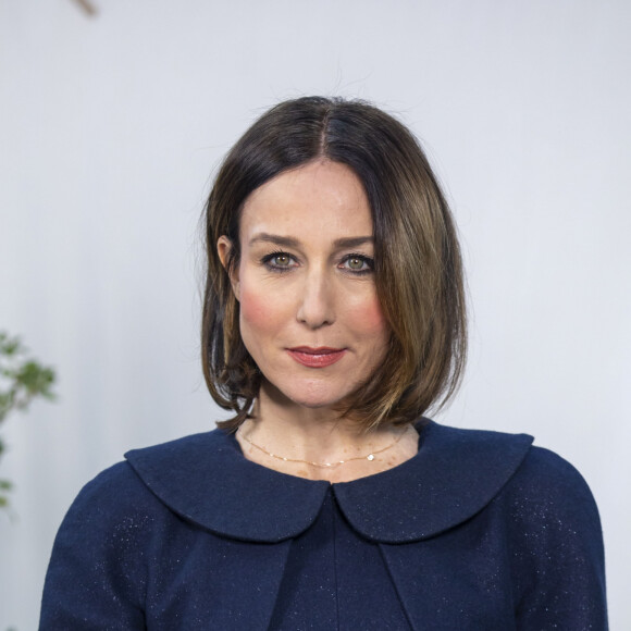 Elsa Zylberstein - Photocall du défilé de mode Haute-Couture printemps-été 2020 "Chanel" à Paris. Le 21 janvier 2020 © Olivier Borde / Bestimage