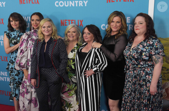 Tina Fey, Maya Rudolph, Amy Poehler, Paula Pell, Rachel Dratch, Ana Gasteyer and Emily Spivey à la première de "Wine Country" à New York le 8 mai 2019.