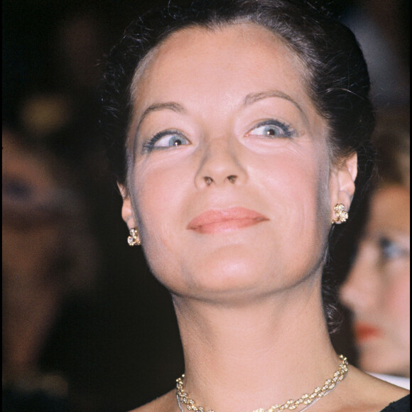 Romy Schneider lors d'une soirée Luchino Visconti à l'Opéra de Paris en 1980.