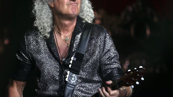 Photo : Le guitariste du groupe Queen Brian May présente son livre Queen  in 3D lors du salon du livre de Francfort le 12 octobre 2017. - Purepeople