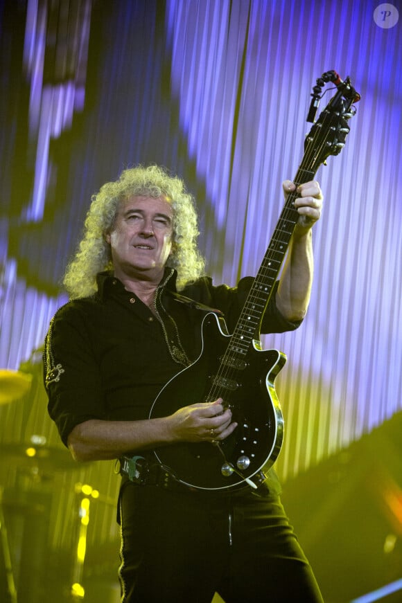 Le guitariste Brian May lors du concert du groupe Queen et Adam Lambert à Amsterdam, le 30 Janvier 2015.