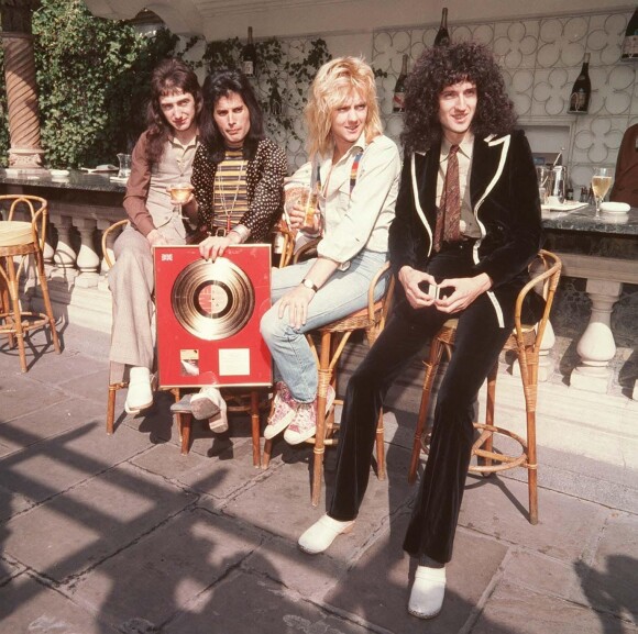 John Deacon, Freddie Mercury, Roger Taylor et Brian May - Les membres du groupe Queen à Londres. Le 8 septembre 1976. © Photoshot, /PCN/ABACAPRESS.COM