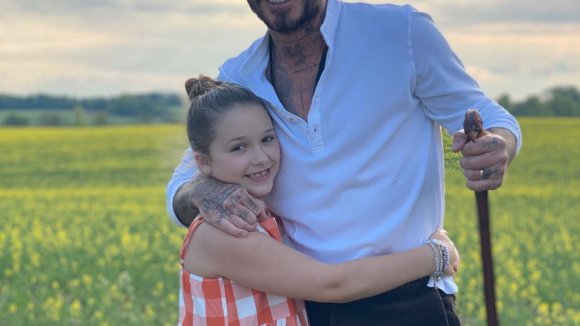 David Beckham : Tendre photo avec sa fille Harper, en balade à la campagne