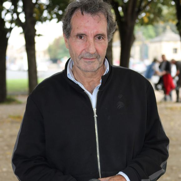 Jean Jacques Bourdin à un tournoi de petanque, Place des Invalides à Paris le 29 septembre 2013.