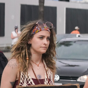 Paris Jackson participe à la manifestation contre le racisme et les violences policières, avec le mouvement Black Lives Matter en mémoire de George Floyd. Los Angeles, le 1er juin 2020. George Floyd a été asphyxié par plaquage au sol lors de son arrestation à Minneapolis, le 25 mai 2020.