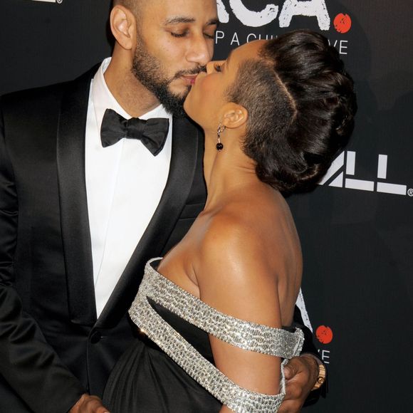 Swizz Beatz et sa femme, Alicia Keys, enceinte, lors du "The Black Ball" à New York, le 30 octobre 2014.