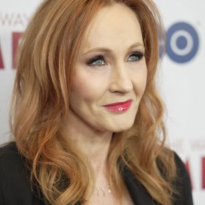 J. K. Rowling à la première de la série HBO "Finding The Way" à New York, le 11 décembre 2019.