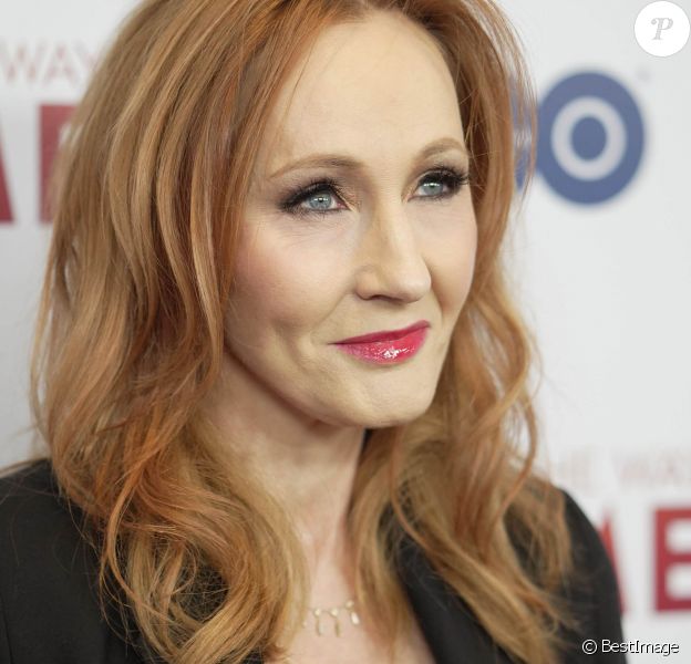J. K. Rowling à la première de la série HBO "Finding The Way" à New York, le 11 décembre 2019.