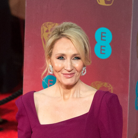 J. K. Rowling - Arrivée des people à la cérémonie des British Academy Film Awards (BAFTA) au Royal Albert Hall à Londres, le 12 février 2017.