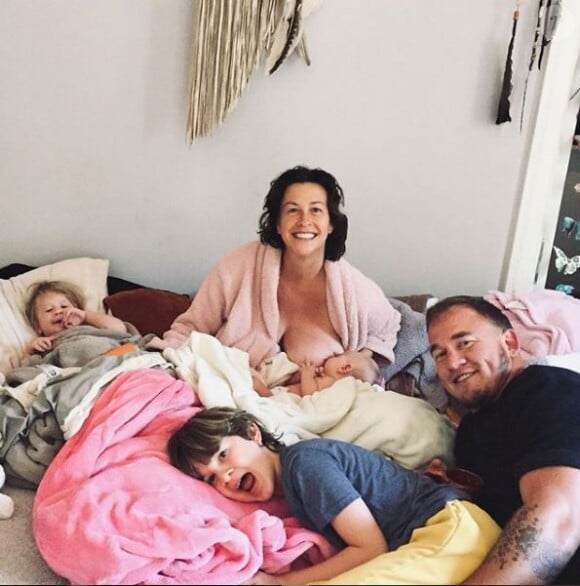 Alanis Morissette et sa famille sur Instagram le 19 septembre 2019.