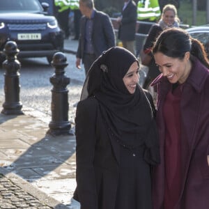 La duchesse de Sussex, Meghan Markle, enceinte, rend visite à la Hubb Community Kitchen à Londres le 21 novembre 2018.