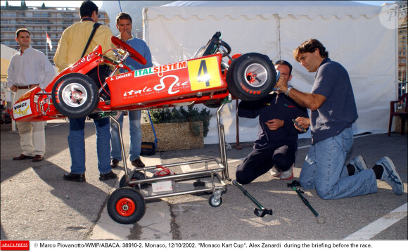 Alex Zanardi lors d'une course de karting à Monaco, le 14 octobre 2002.
