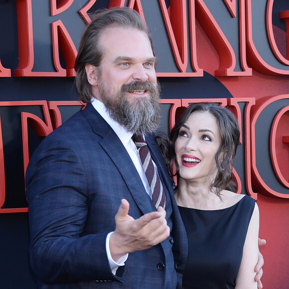 Winona Ryder, David Harbour à la première de la troisième saison de "Stranger Things" à Los Angeles, le 28 juin 2019.