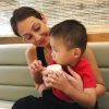 Myka Stauffer et son époux James ont annoncé avoir "trouvé une nouvelle famille", pour le petit Huxley, adopté il y a presque trois ans, le 27 mai 2020. Sur Instagram, cette youtubeuse partageait le quotidien de ses enfants et de son fils adopté, atteint d'autisme.
