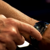 Pierre Ménès dévoile sa montre au prix exorbitant dans "Le QG" de Guillaume Pley - YouTube