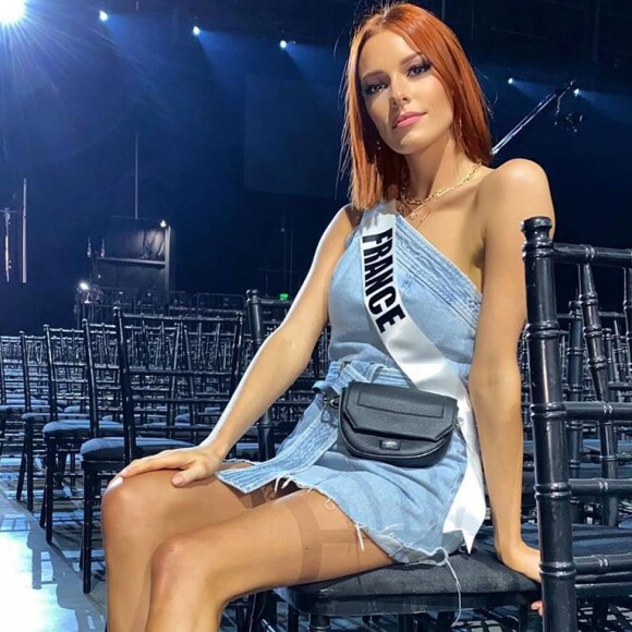 Maëva Coucke lors du concours de Miss Univers 2019. Instagram, le 7 décembre 2019.