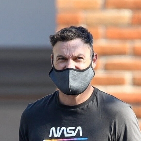 Exclusif - Brian Austin Green à la sortie de chez CVS à Malibu, le 5 juillet 2020.