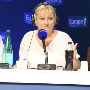 Christine Bravo dans l'émission Europe 1 de Laurent Ruquier "On va s'gener" dans le magasin Carrefour de Montesson pres de Saint Germain en Laye a l'occasion des 50 ans de l'enseigne le 25 septembre 2013.