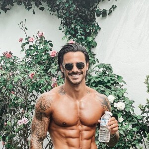 Benjamin Samat des "Marseillais" montre ses muscles sur Instagram, le 18 juin 2020