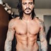 Benjamin Samat torse nu sur Instagram, il dévoile ses muscles, le 23 mars 2020