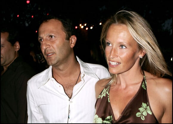 Arthur et Estelle Lefébure - Avant-première du film "Il ne faut jurer de rien" à Saint-Tropez. Le 14 août 2005.