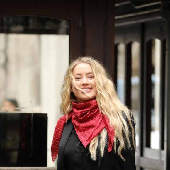Amber Heard arrive à la Royal Courts of Justice à Londres le 16 juillet 2020.