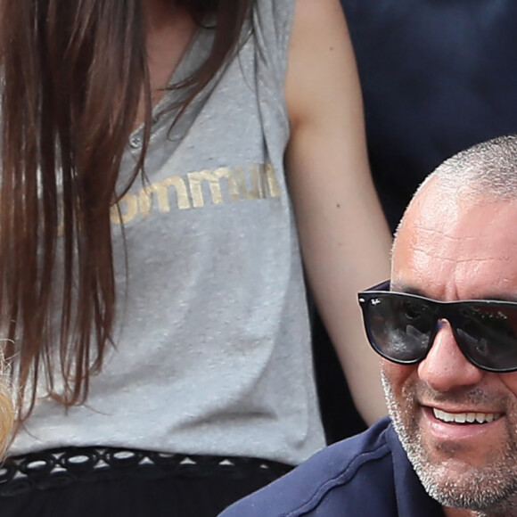 Amel Bent et son mari Patrick Antonelli dans les tribunes des internationaux de tennis de Roland Garros à Paris, France, le 3 juin 2018. © Dominique Jacovides - Cyril Moreau/Bestimage