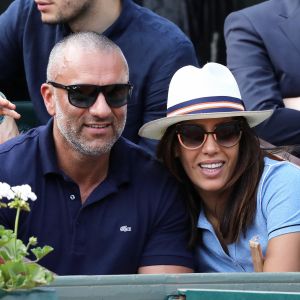 Amel Bent et son mari Patrick Antonelli dans les tribunes des internationaux de tennis de Roland Garros à Paris, France, le 3 juin 2018. © Dominique Jacovides - Cyril Moreau/Bestimage