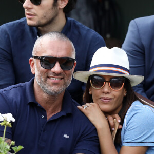 Amel Bent et son mari Patrick Antonelli dans les tribunes des internationaux de tennis de Roland Garros à Paris, France, le 3 juin 2018. © Dominique Jacovides - Cyril Moreau/Bestimage