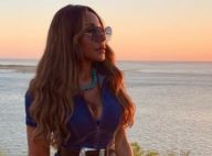 Cathy Guetta : En maillot de bain décolleté à la plage, elle rayonne