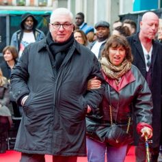 Janis Winehouse, Mitch Winehouse - Les parents d'Amy Winehouse et les célébrités assistent à l'inauguration de la plaque en hommage à la chanteuse sur Camden High Street sur le nouveau "Music Walk of Fame" à Londres, le 4 mars 2020. Amy Winehouse est décédée le 23 juillet 2011 à l'âge de 27 ans.