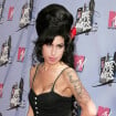 Amy Winehouse, 9 ans déjà : sa mère ressort sa paire d'escarpins fétiches