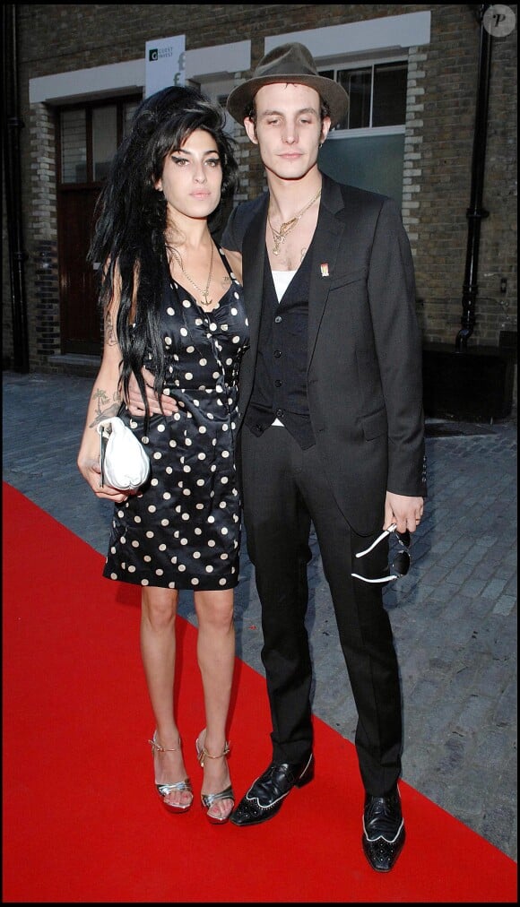 Amy Winehouse et Blake Fielder-Civil en 2007 à Londres.