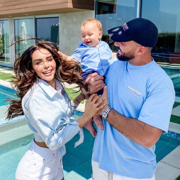 Nabilla, Thomas Vergara et leur fils Milann sur Instagram, le 25 juillet 2020.