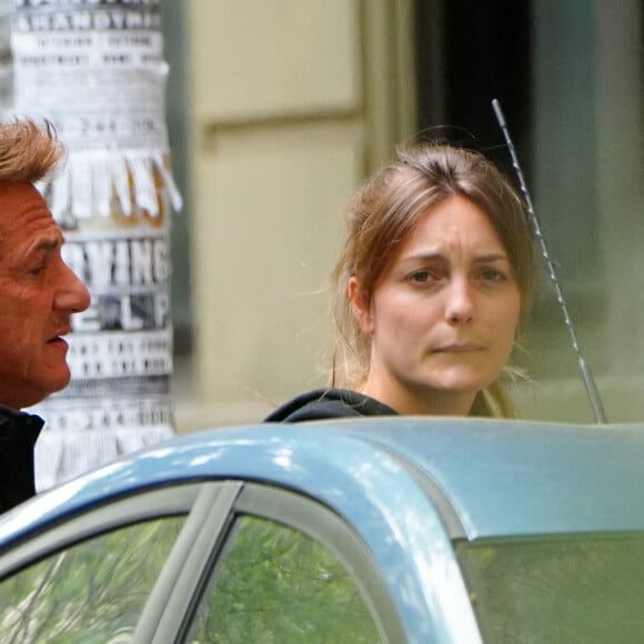 Sean Penn et Leila George à New York, le 19 mai 2020.