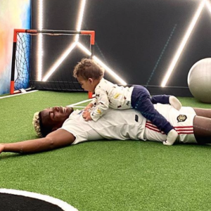 Paul Pogba et son fils Shakur. Juin 2020.