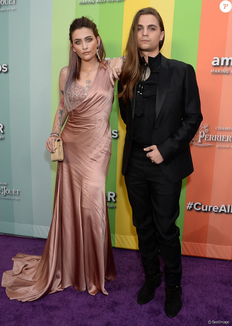 Paris Jackson et son compagnon Gabriel Glenn au photocall de la soirée