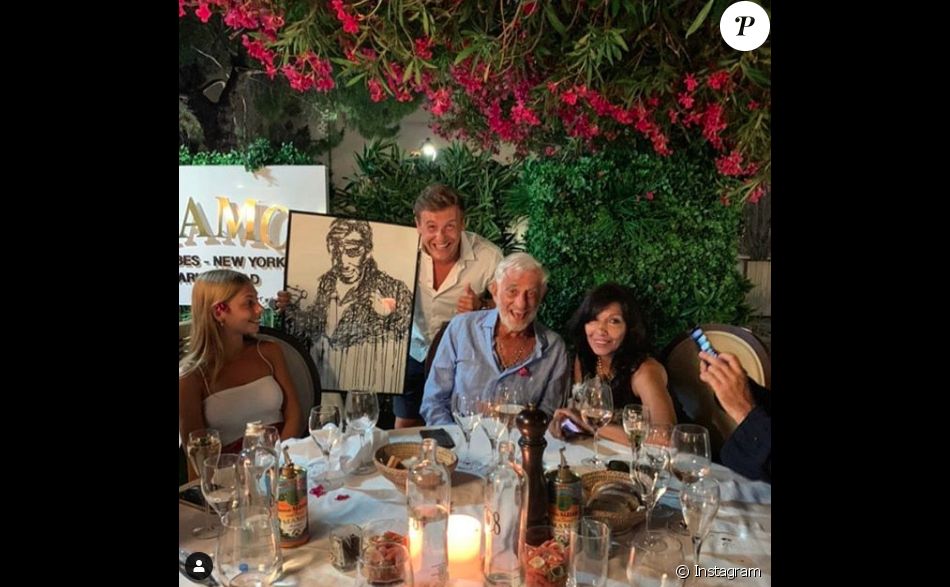 Jean Paul Belmondo Et Carlos Sotto Mayor Le Couple A Renoue Quarante Ans Apres Leur Premiere Romance Photo Publiee Sur Instagram En 2020 Purepeople