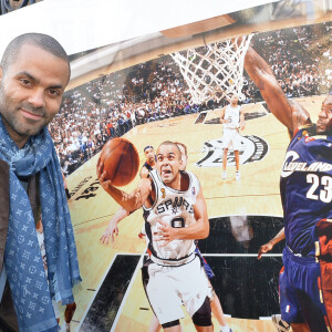 Tony Parker - A l'occasion du match de NBA entre les Bucks et les Hornets, ce soir à Paris-Bercy, une exposition photo est dédié à la star française de basket Tony Parker. © Veeren / Bestimage 