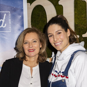 Valérie Trierweiler (ambassadrice) et Laury Thilleman (Miss France 2011 et ambassadrice) lors de la conférence de presse pour le raid polaire 100% féminin en Islande "Destination Iceland by Défi d'Elles", à la maison de soins Respire à Paris, France, le 15 janvier 2020. © Jack Tribeca/Bestimage 