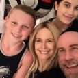 Kelly Preston, John Travolta et leurs enfants Ella et Ben sur Instagram. Le 22 juin 2020.