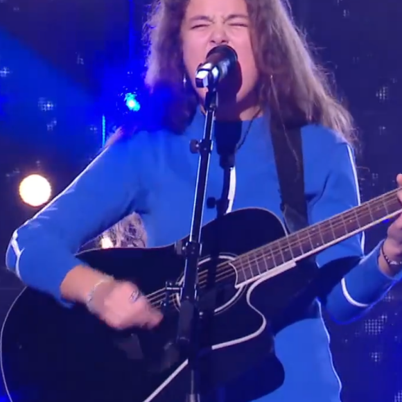 Emilia, candidate de "The Voice Kids" saison 7, intègre l'équipe de Kendji Girac - Samedi 29 août 2020, TF1
