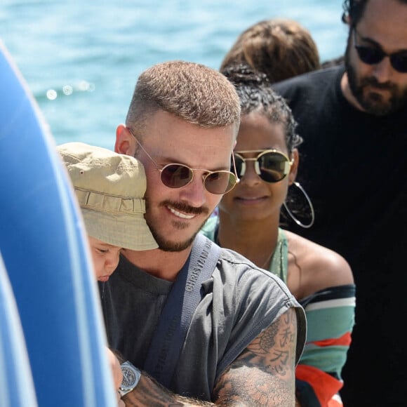 Exclusif - No Web - Matt Pokora (M. Pokora) profite de la plage du Martinez et de la navette du palace, avec sa compagne Christina Milian et leur fille Isaiah, pour fuir la foule et se réfugier sur les îles au large de Cannes. Le 22 juillet 2020 Merci de flouter le visage de l'enfant avant toute publication  Exclusive - No Web - For Germany Call for price - Matt Pokora, his partner Christina Milian and their daughter Isaiah on holidays in Cannes, south of France. On July 22nd 2020 