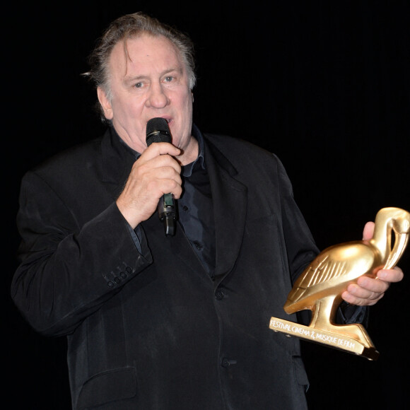 Exclusif - - Gérard Depardieu a reçu un Ibis d'or pour l'ensemble de sa carrière sur la scène du palais de congrès Atlantia lors du 5ème festival du cinéma et musique de film de la Baule le 4 novembre 2018. © Rachid Bellak/Bestimage